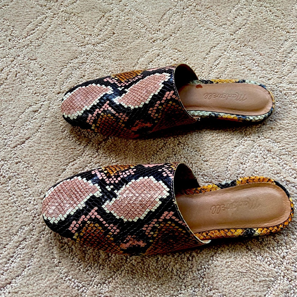 The Remi “snake” embossed leather mule